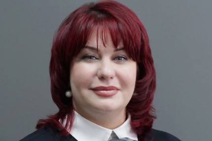 Сегодня на 40-й сессии Народного Собрания РД была утверждена Эльвира Бекбулатовна Сайпуева в качестве члена Общественной палаты Дагестана